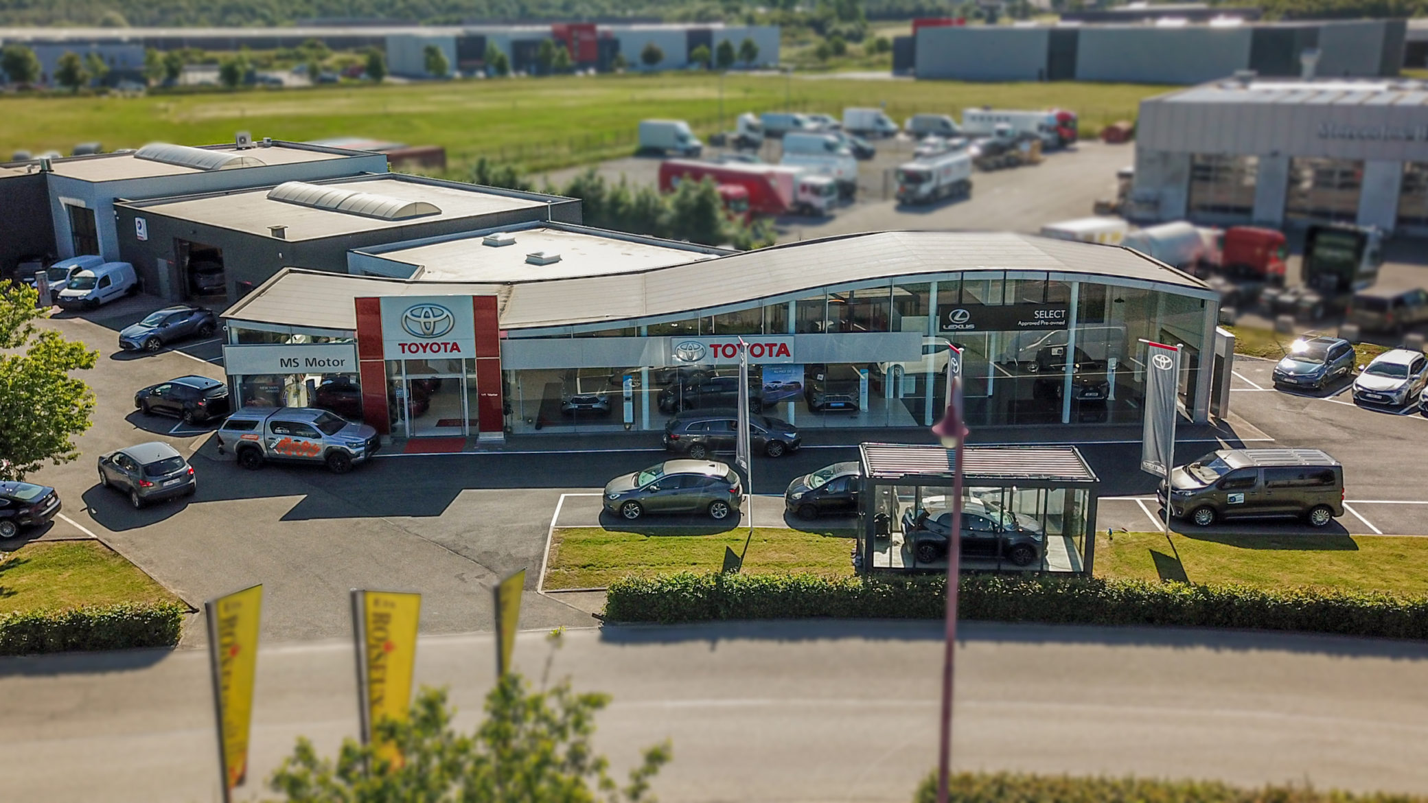 MARCHE - Toyota - Concession officielle